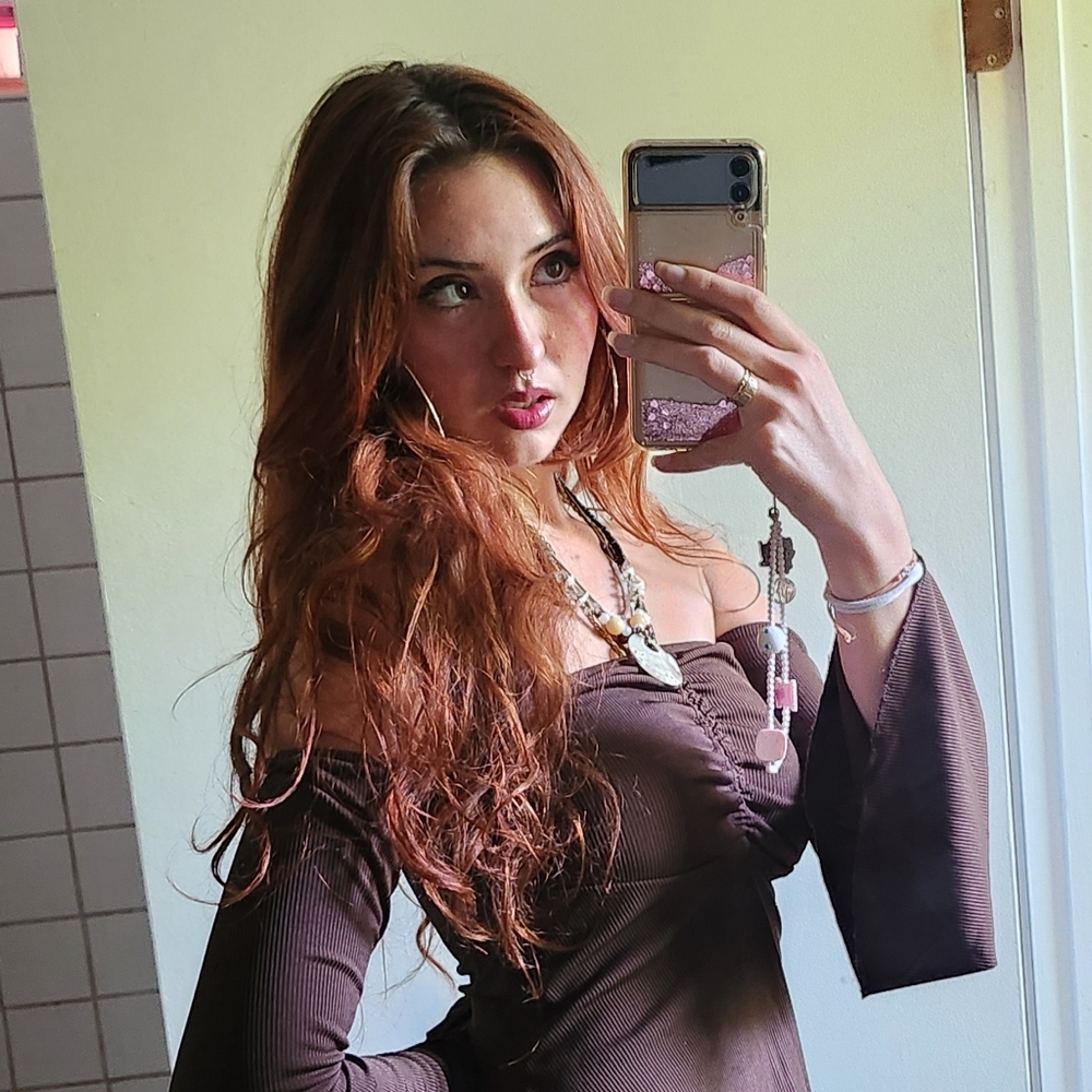 Meet your Posher, Hannah